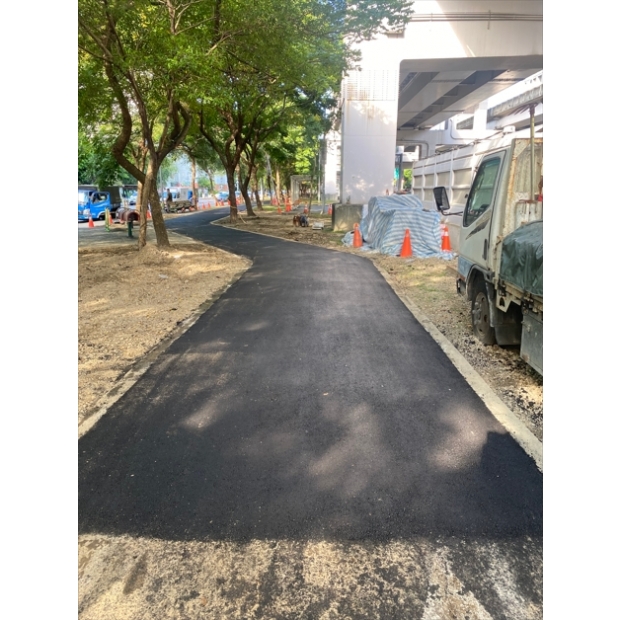 瀝青柏油鋪設